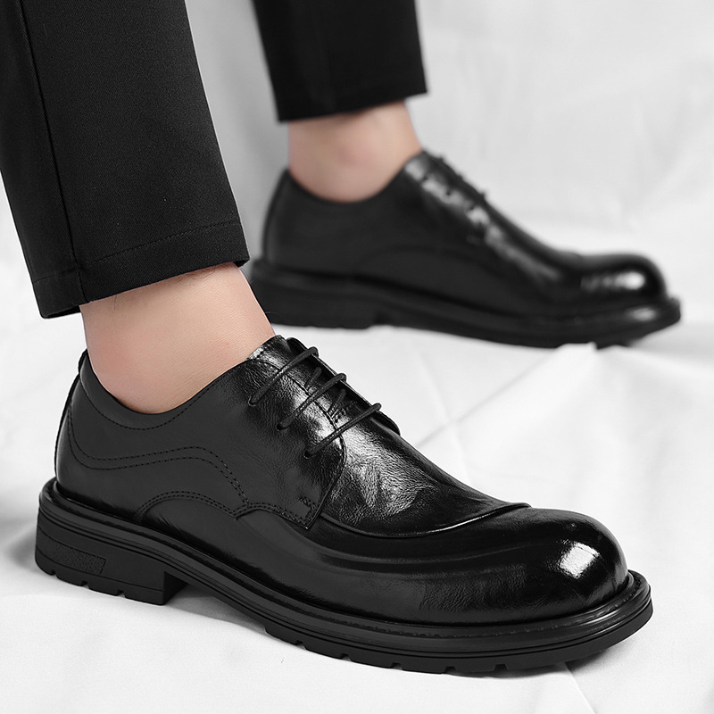 Scarpe stringate in vera pelle - Men Formal Wear For Wedding recensione e prezzo